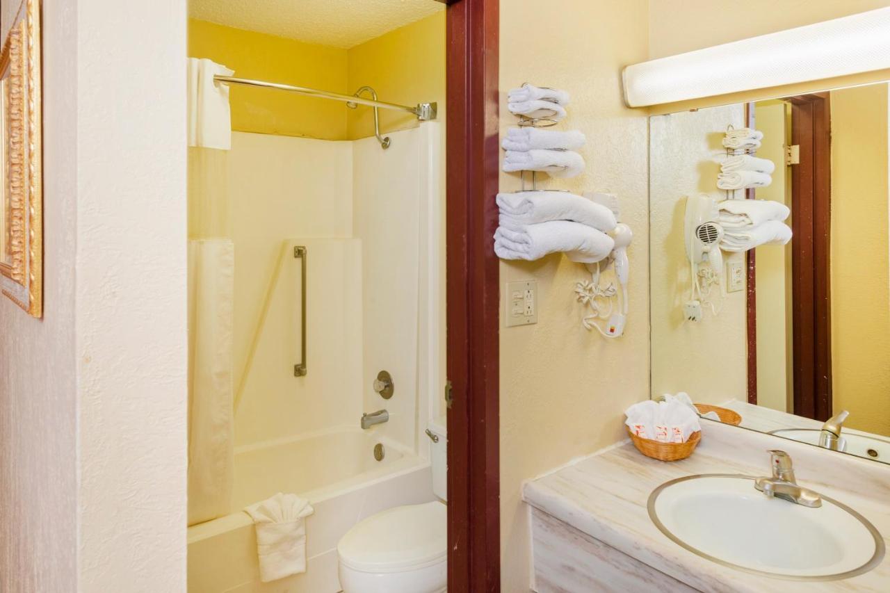 Oyo Hotel Guymon Ok Us-64 Экстерьер фото