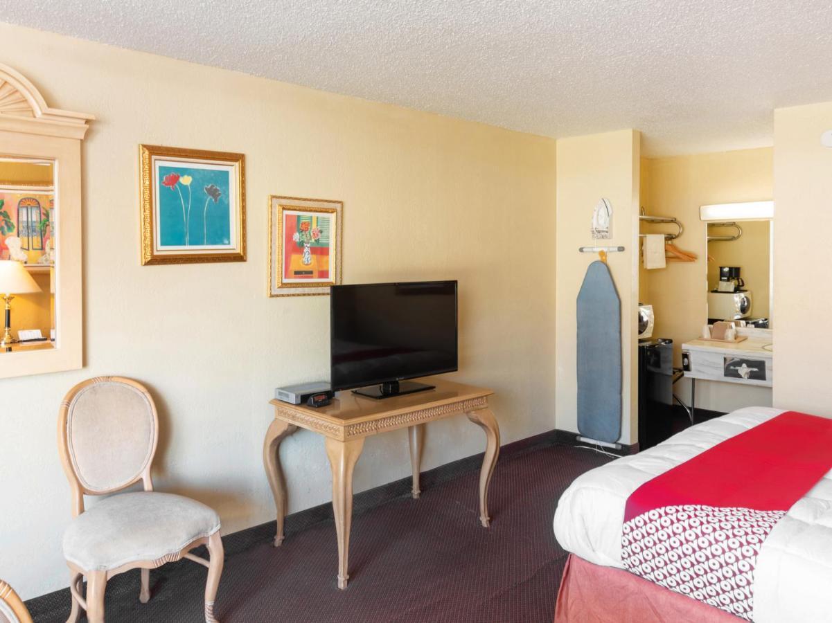Oyo Hotel Guymon Ok Us-64 Экстерьер фото